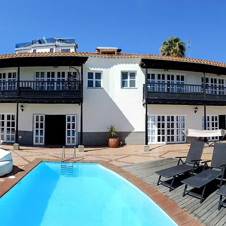Magnificent 5-star With Sea View, Jacuzzi And Pool Daire