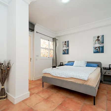 Magnificent 5-star With Sea View, Jacuzzi And Pool