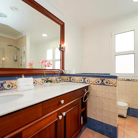 Apartment Magnificent 5-star With Sea View, Jacuzzi And Pool Arguineguin