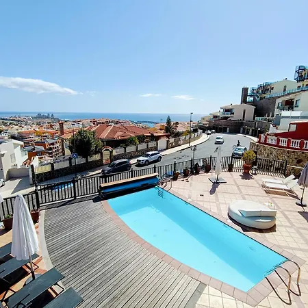 Magnificent 5-star With Sea View, Jacuzzi And Pool