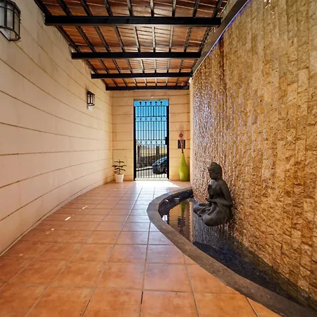 Magnificent 5-star With Sea View, Jacuzzi And Pool Apartment *